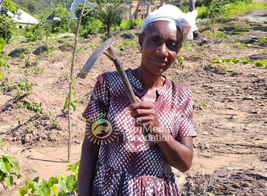 A female Nigerian farmer